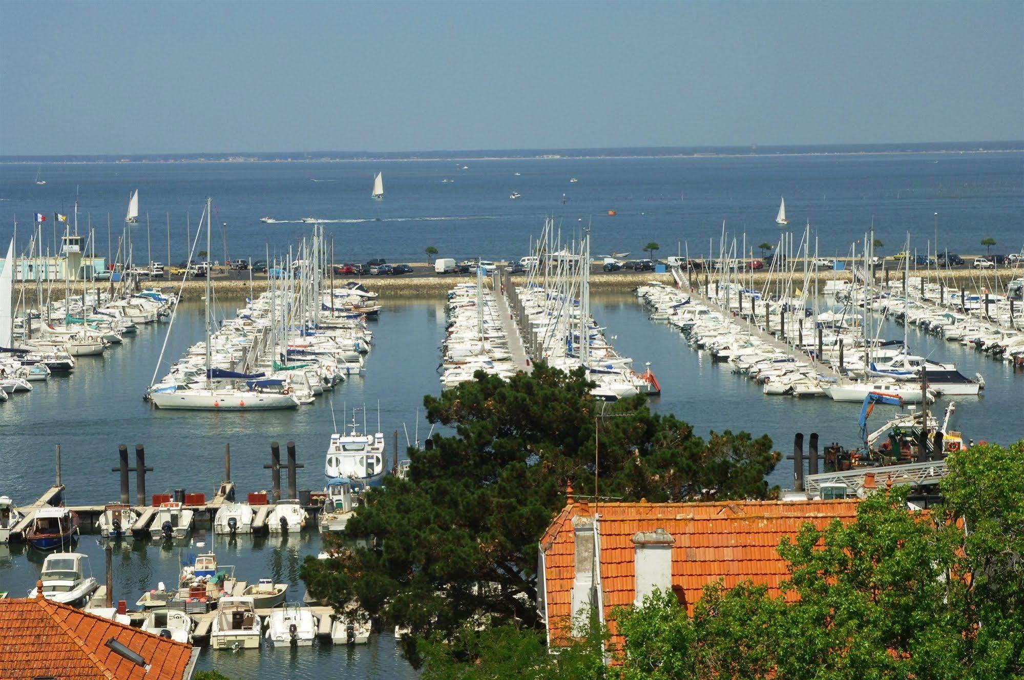 Hotel Le Nautic Arcachon Exterior photo